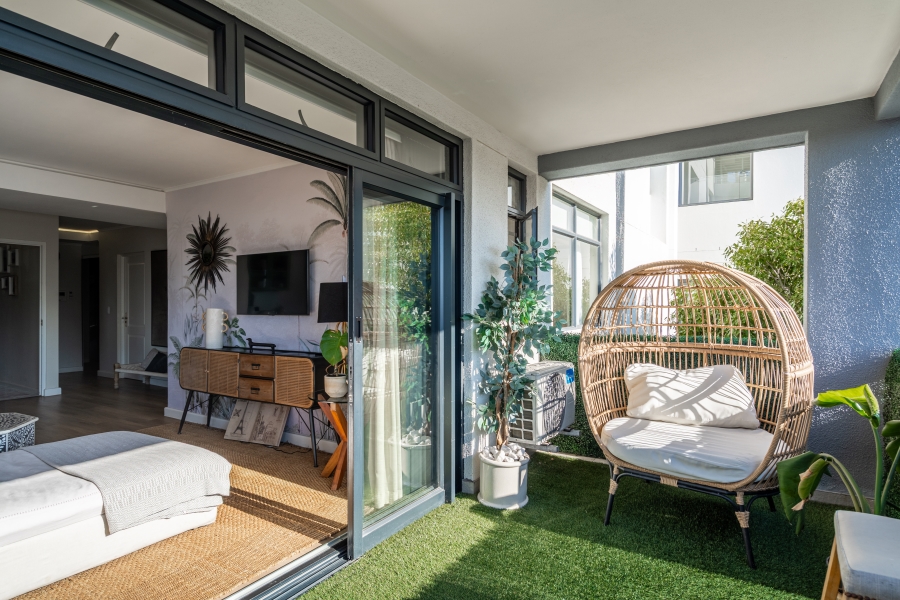 2 Bedroom Property for Sale in Fresnaye Western Cape